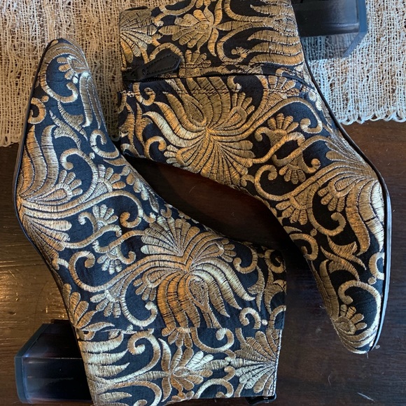 Tory Burch Carlotta Embroidered Bootie - Picture 5 of 7